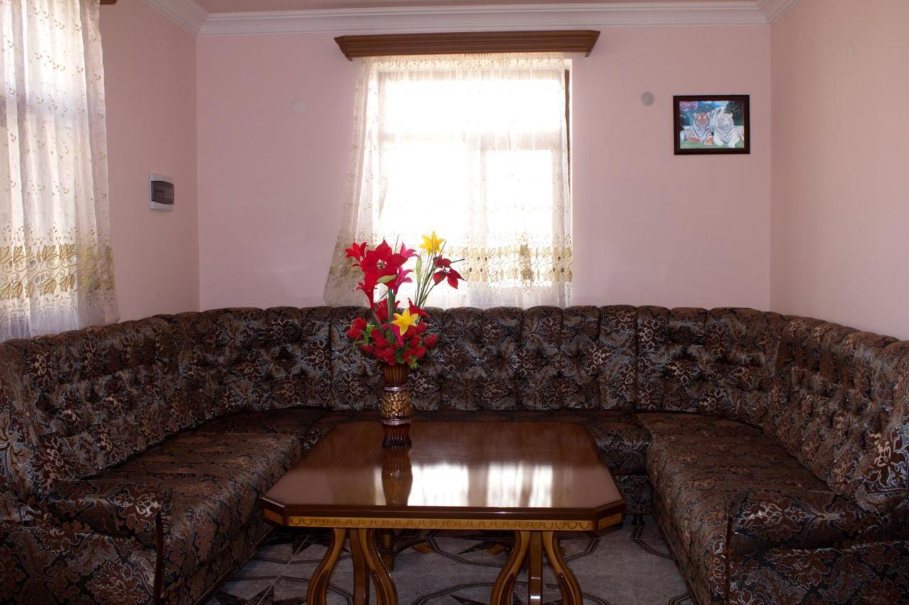 Tatev Shinuhayr Hotel' المظهر الخارجي الصورة